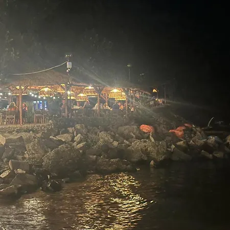 Apartamento Paradise Bay D8 *