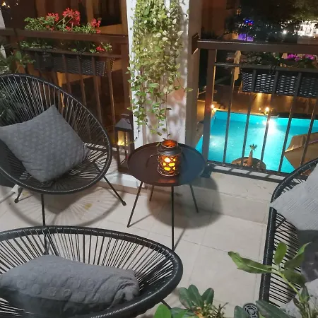 Апартаменты Paradise Bay D8 *