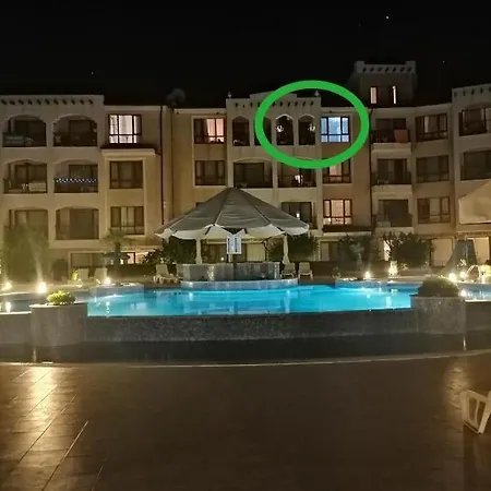 Apartament Paradise Bay D8 *