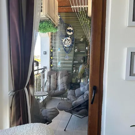 Paradise Bay D8 Σωζόπολη