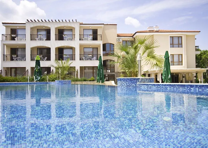 Paradise Bay D8 סוזופול