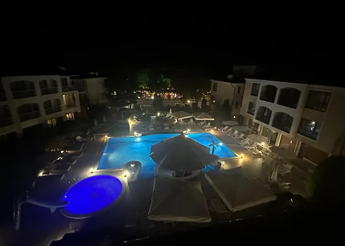 דירה Paradise Bay D8 סוזופול